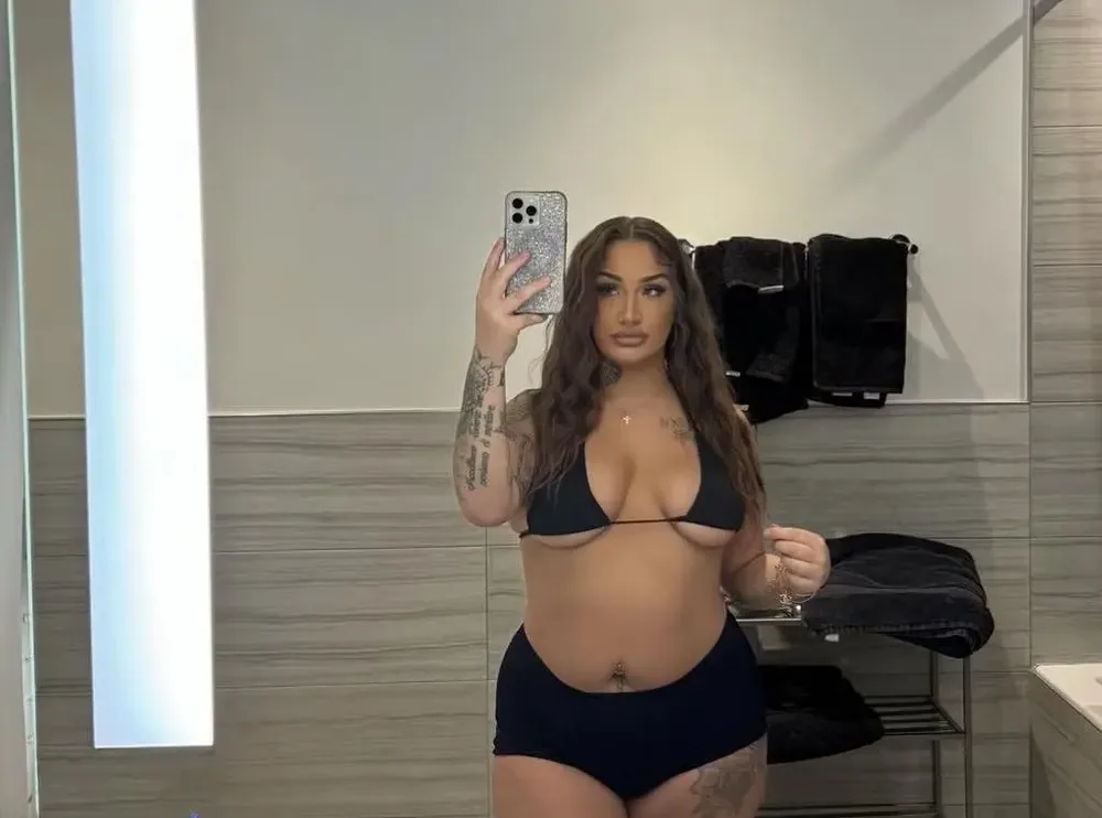 Khloe