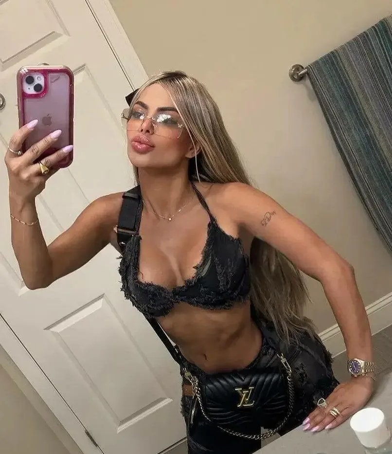 Alexa Fox