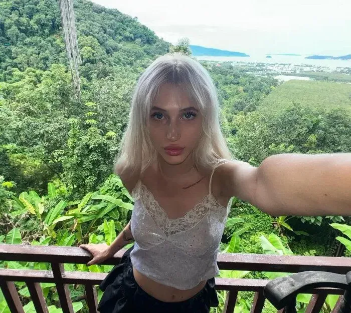 Mia