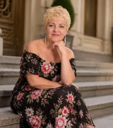 Mature Nati