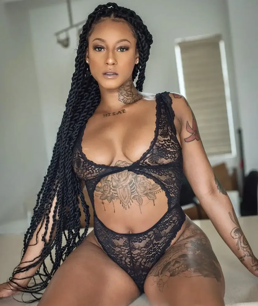 Theofficialmizztwerksum