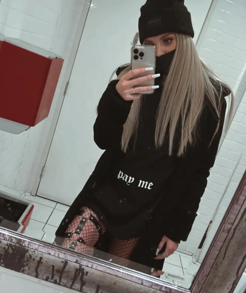 CourtneySmoke