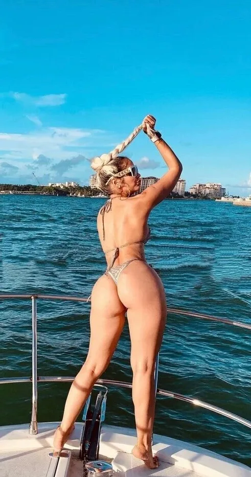 VICTORIA