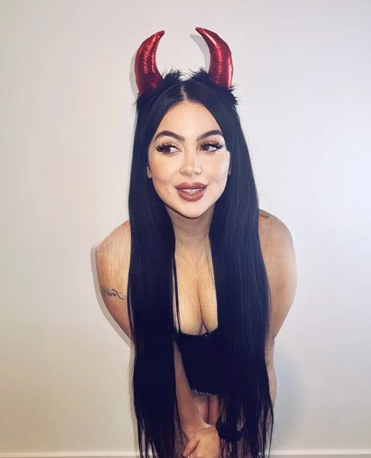 VALENTINA