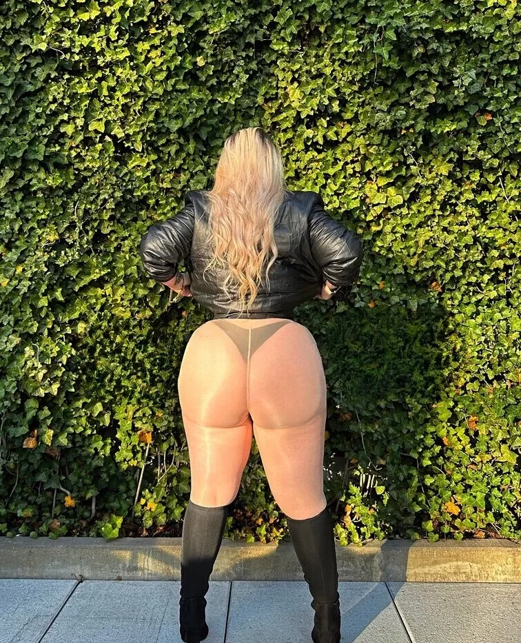 GENEVIEVE MARIE