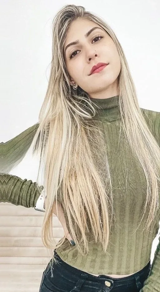 SEXY BLONDE
