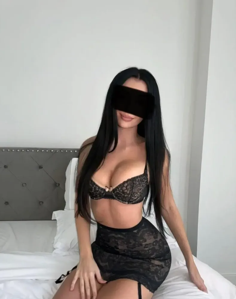 NICOLE