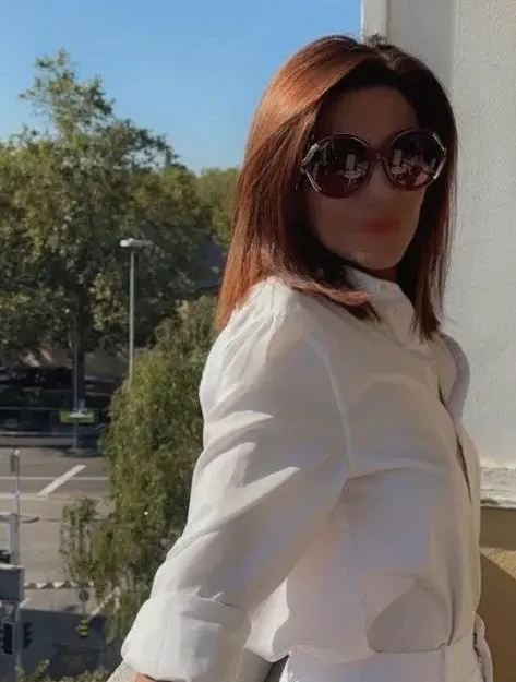 Ava